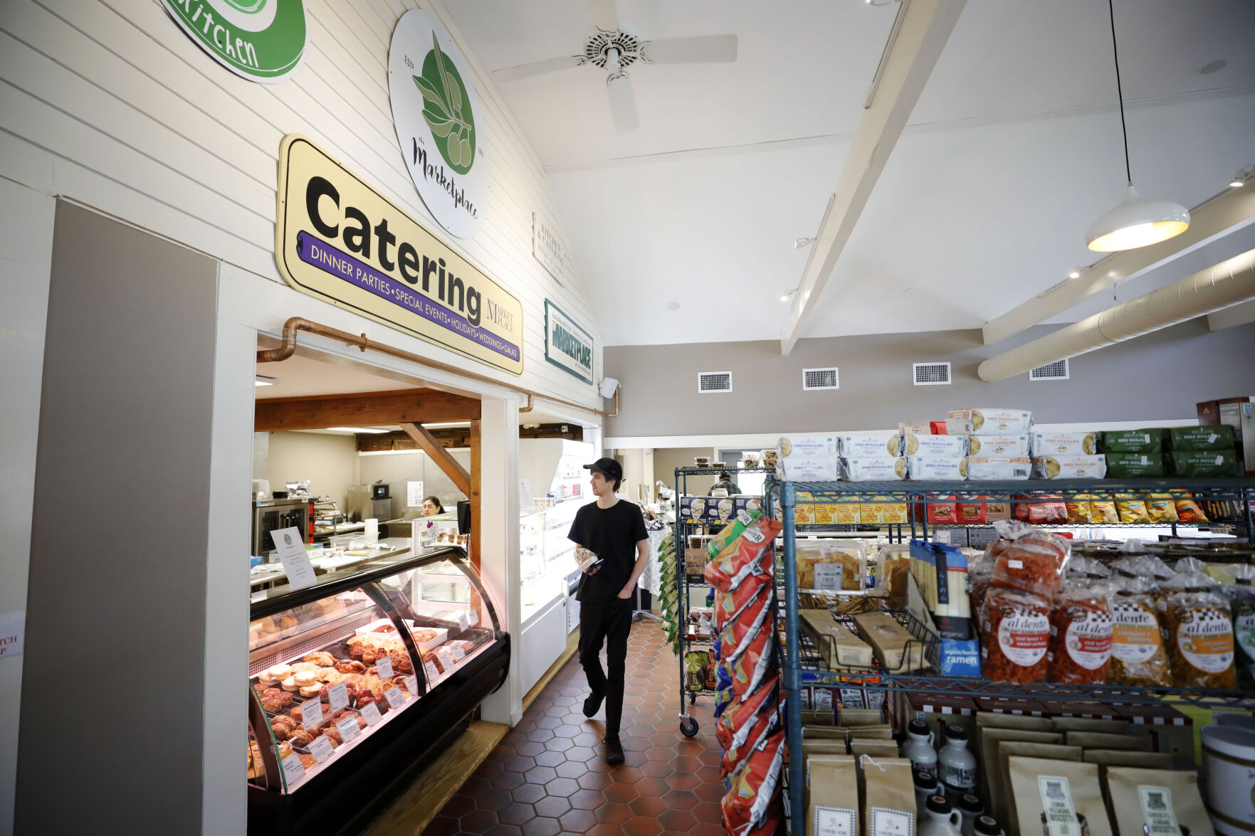 marketplace store